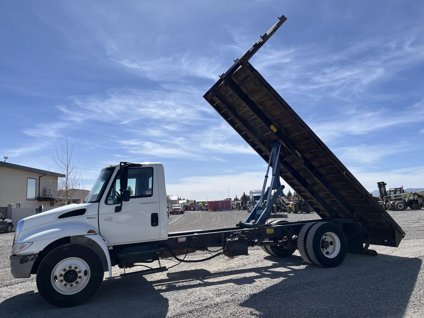 ./imagenes/INVOICE/2019/18000/CAMION PLATAFORMA INTERNATIONAL 4300 (72).JPG